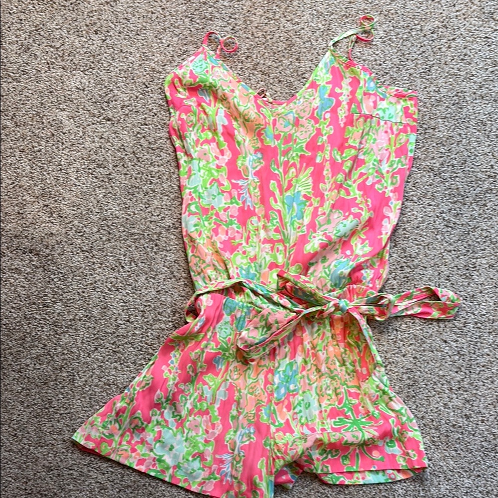 EUC Lilly Pulitzer romper sz small